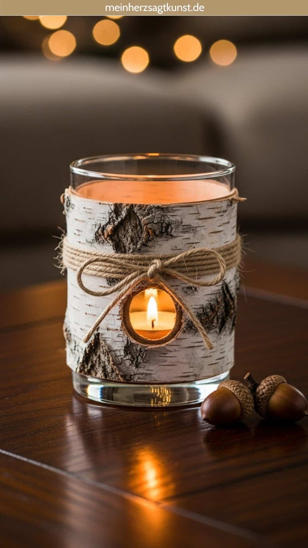 Stimmungsvolle Weihnachtsdeko mit Baumrinde als Windlicht